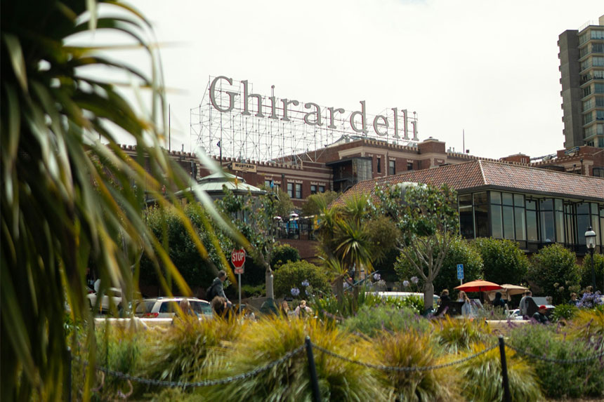 Ghirardelli Square: Wo San Francisco seine süßeste Seite zeigt Ghirardelli Square: Wo San Francisco seine süßeste Seite zeigt